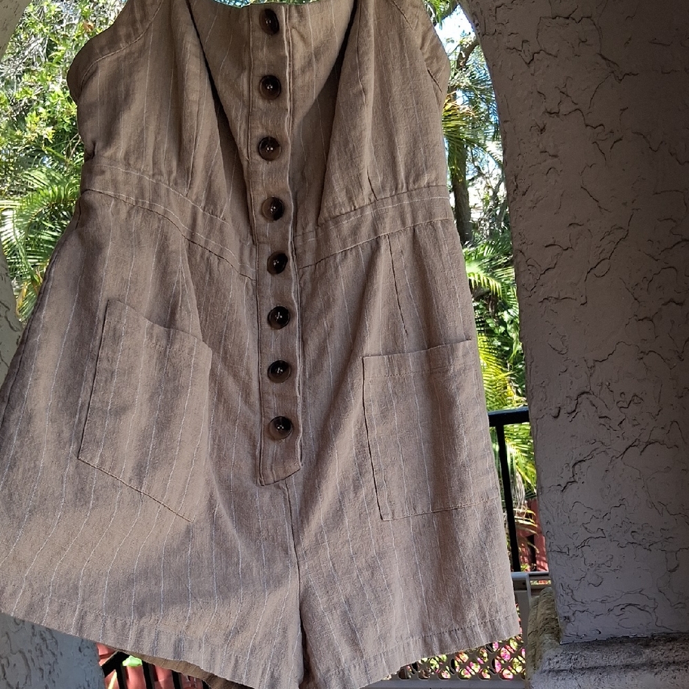Lost + Wander Tan Button-Up Jump Ropper